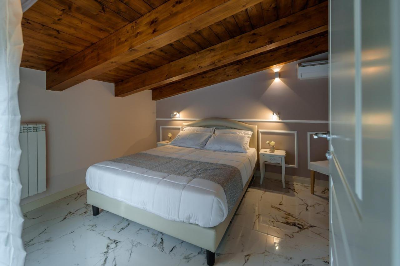 Marie Claire Apartments & Spa Vasto Buitenkant foto